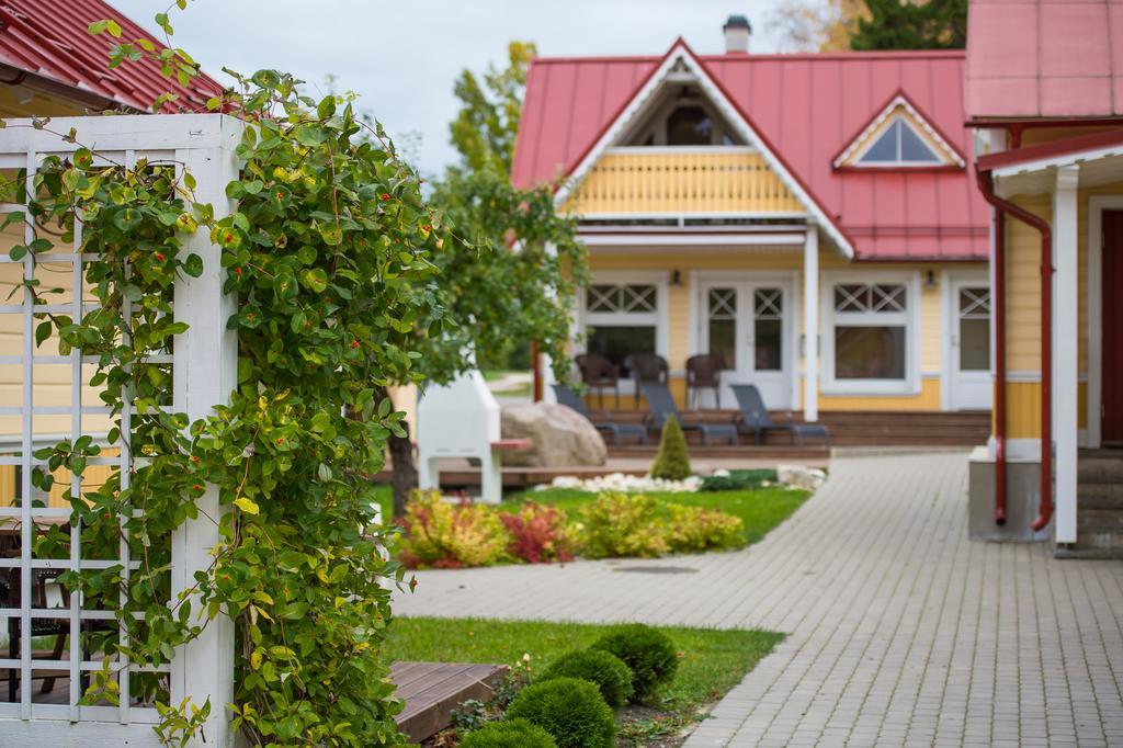 Posti Hostel Kardla Exterior photo