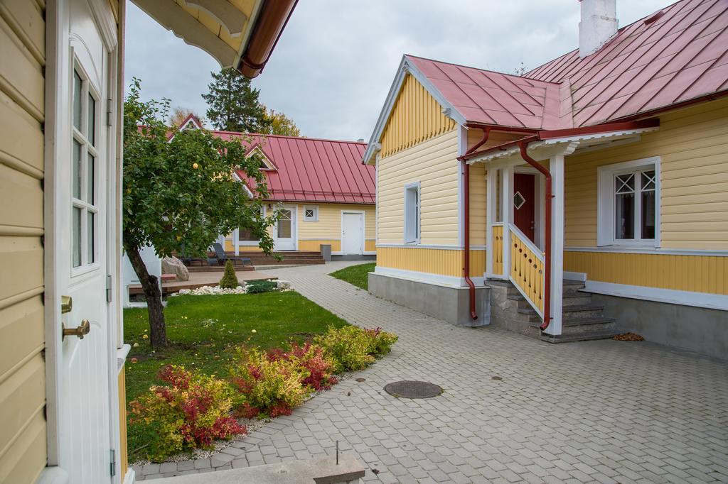 Posti Hostel Kardla Exterior photo